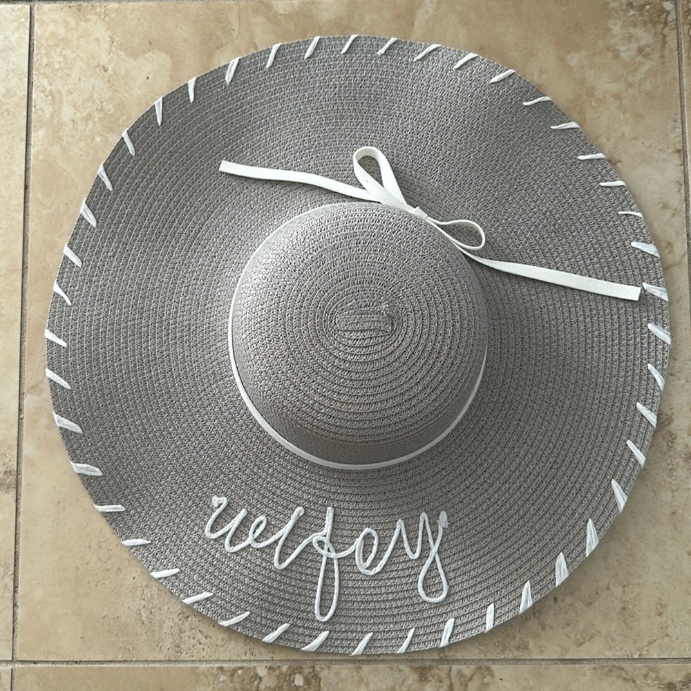 Marcus Adler New York Wifey Grey Hat One Size Brand New